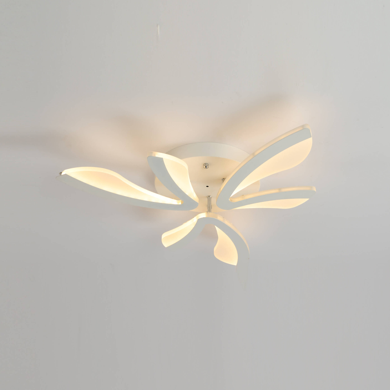 Luz de techo LED moderna, luz de techo de montaje empotrado con cuchillas curvas