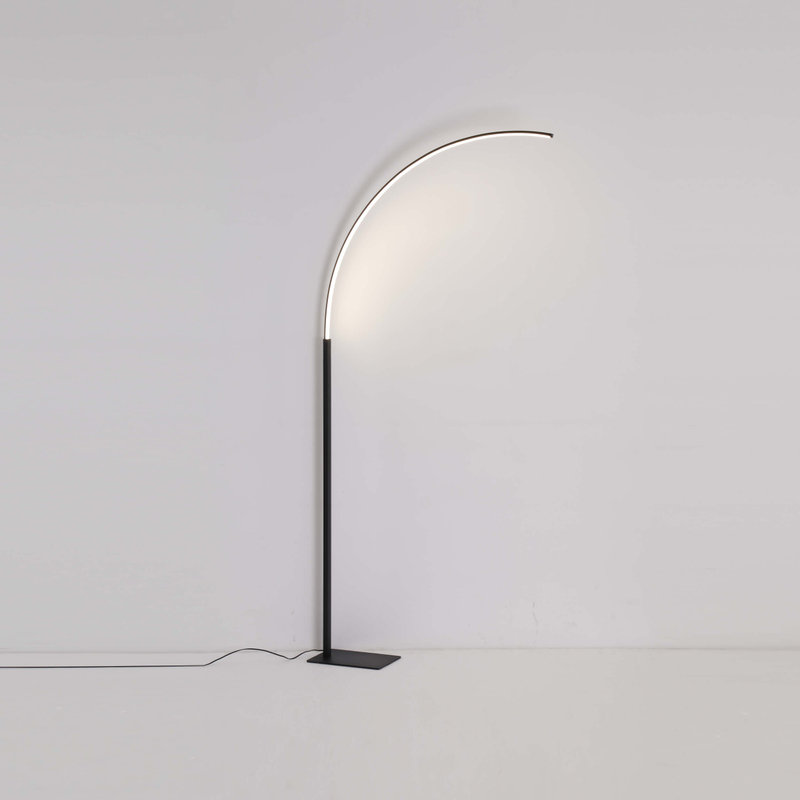 Lámparas de pie LED modernas y elegantes