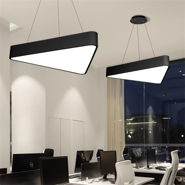 Luz rectangular para oficina y sala de reuniones